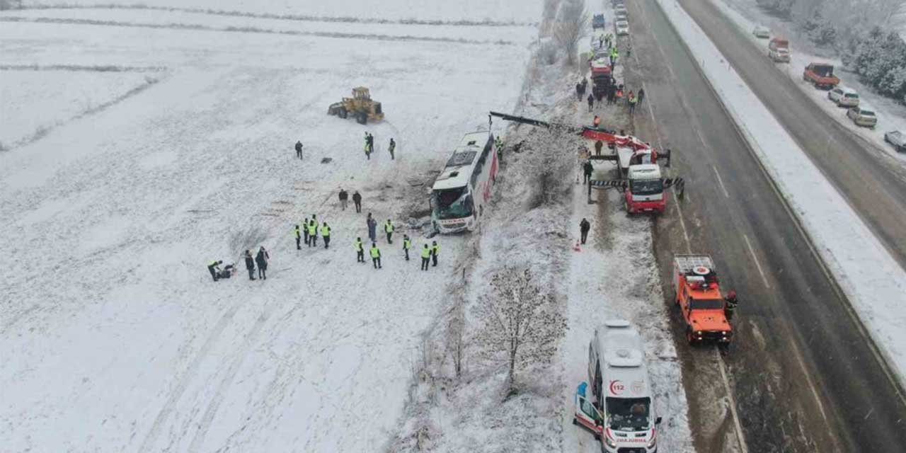 Kastamonu’da 6 kişiye mezar olan otobüs havadan görüntülendi