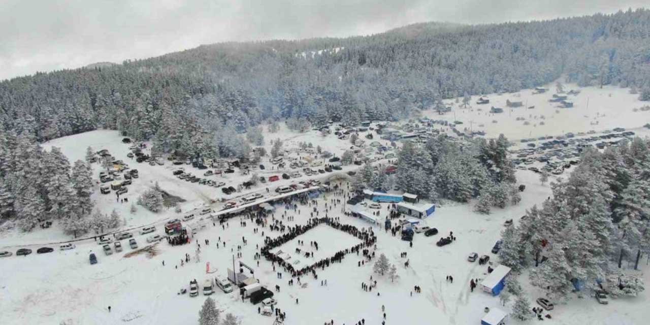 Türkiye’nin dört bir yanından binlerce kişi 3. Kastamonu Araç Yayla Kış Festivali’nde buluştu