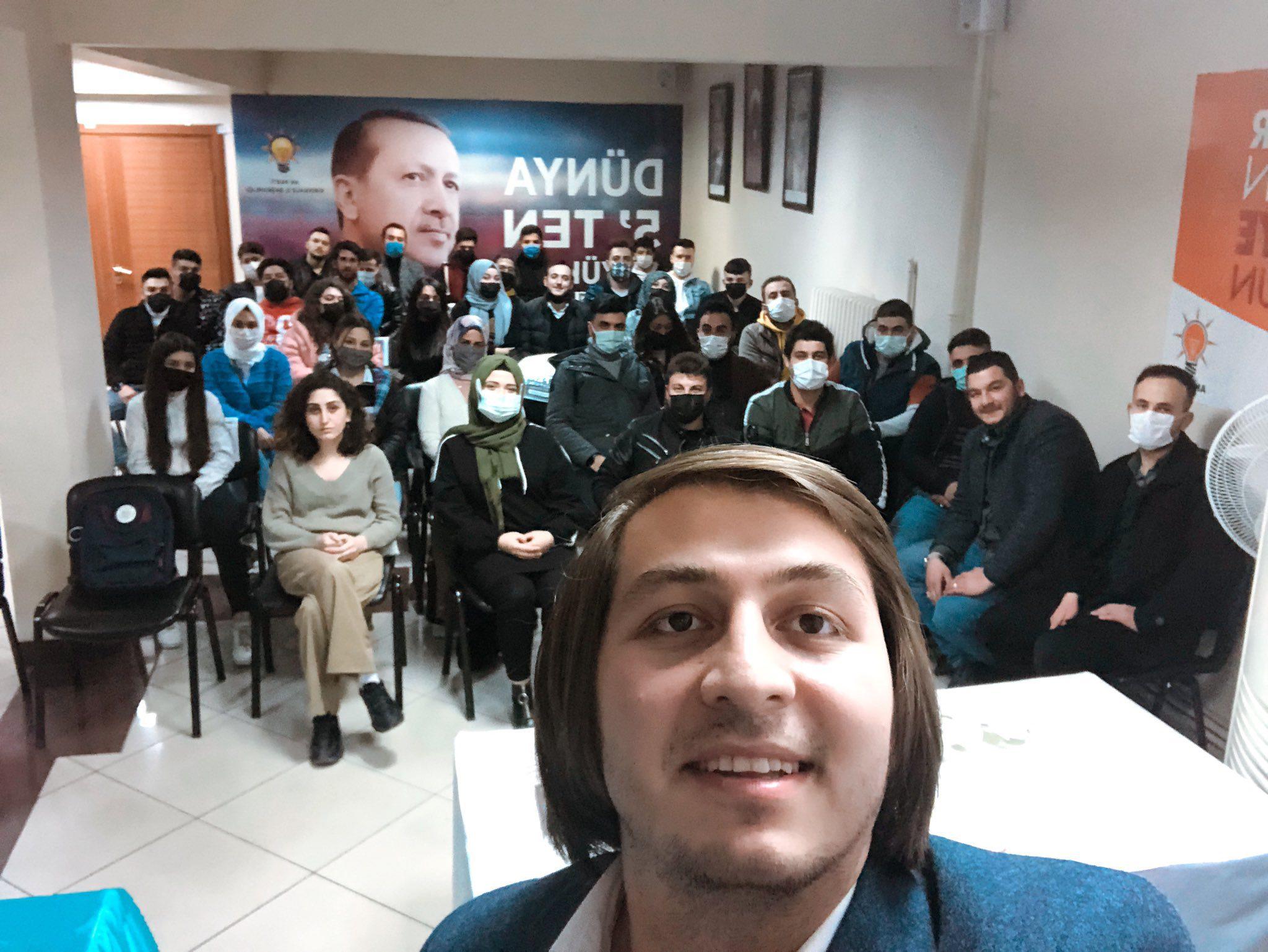 Ak Parti Kırıkkale Gençlik Kolları Yeni Dönem İçin Kolları Sıvadı