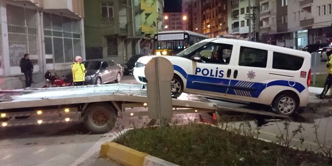 Çorum'da şüpheli araç kovalayan polis otosu kaza yaptı
