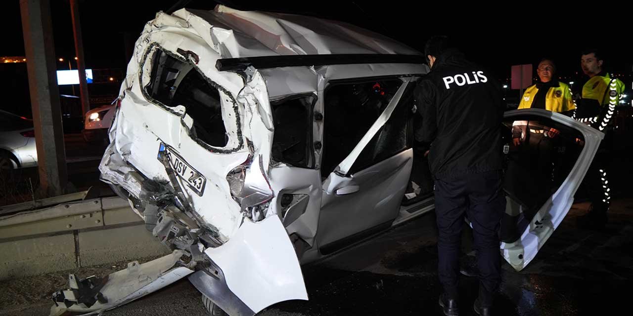 Kırıkkale'de feci trafik kazası: 2'si ağır 3 yaralı!