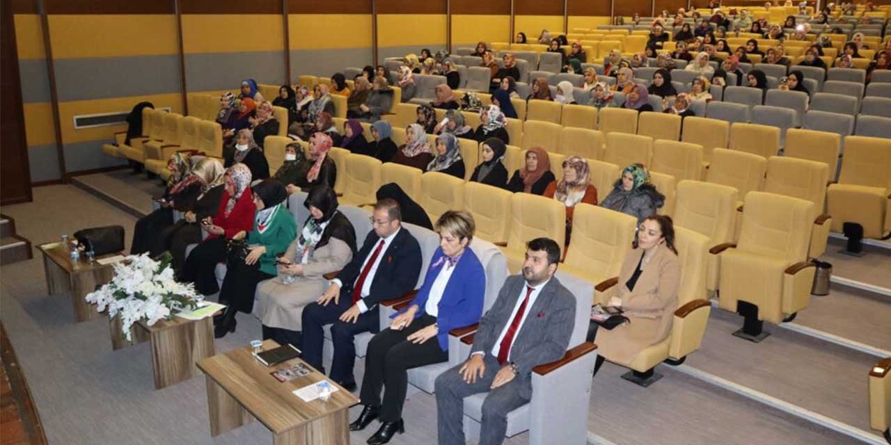 Kırıkkale’de savaş, göç ve kadın konferansı