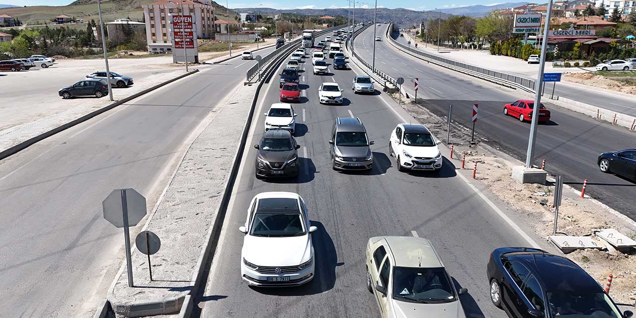Kırıkkale’de trafik yoğunluğu devam ediyor