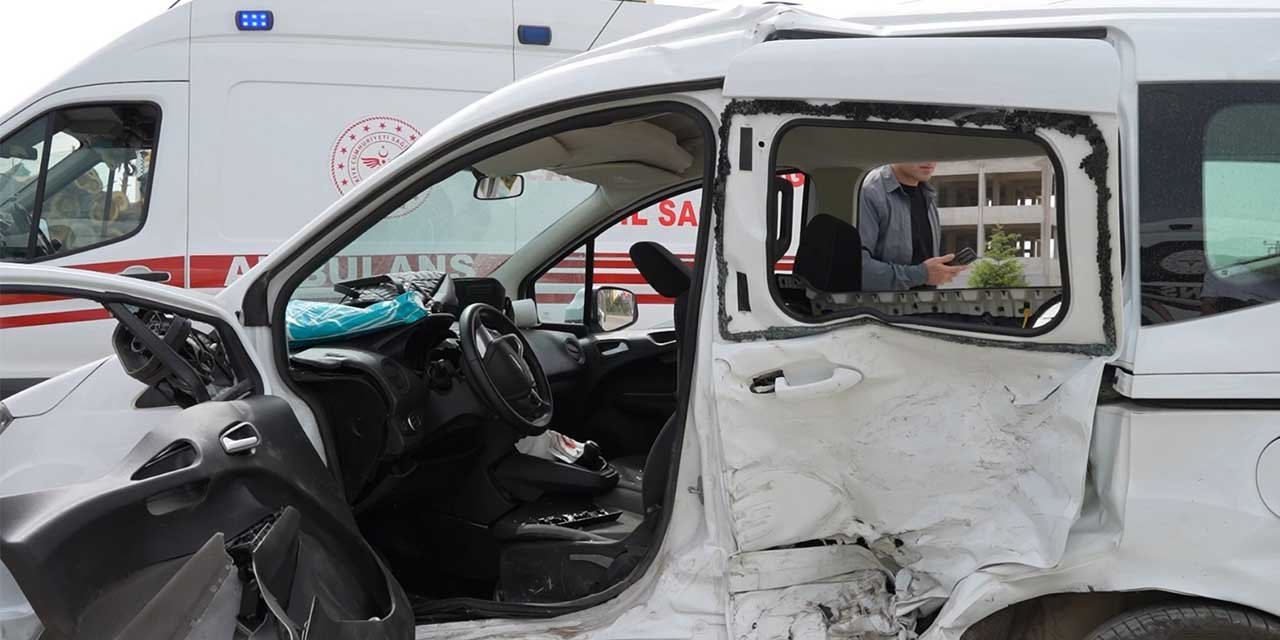 Kırıkkale’de evde sağlık hizmet aracı kaza yaptı
