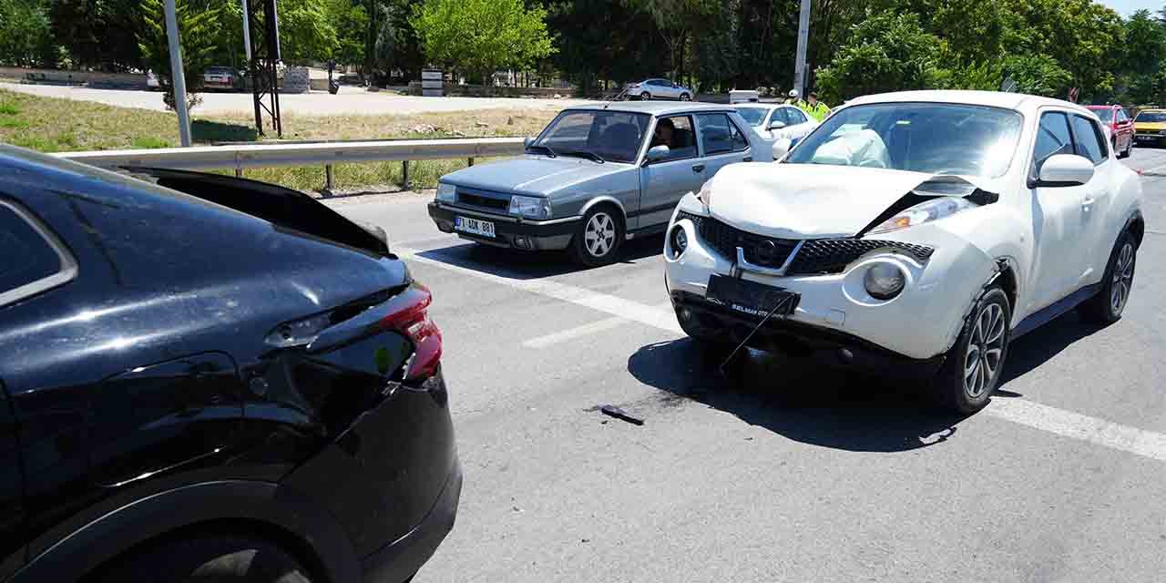Kırıkkale’de hızını alamayan araç kaza yaptı