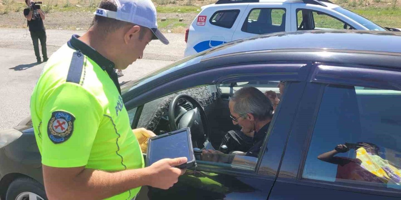 Polis ekiplerinden sıkı denetim