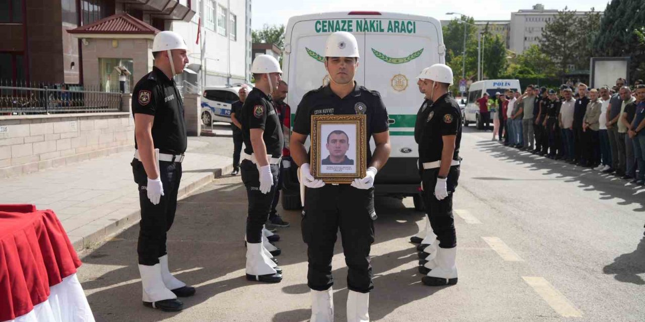 Kırıkkale'de genç polis herkesi üzdü! 2 aylık evliydi