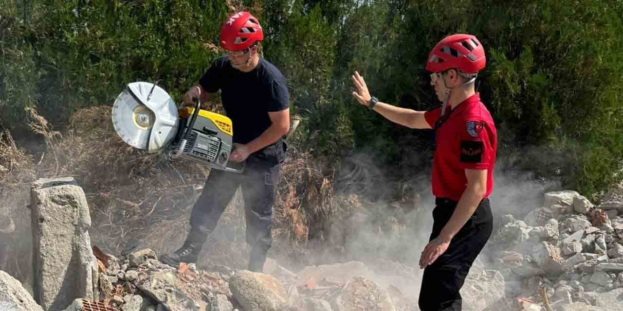 Gerçeğini aratmayan arama kurtarma tatbikatı