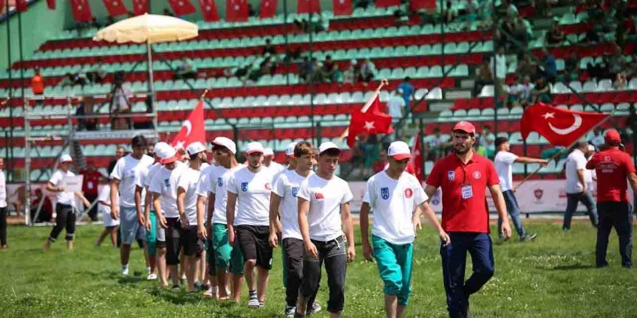 1. Geleneksel Taha Akgül Karakucak Güreşleri başladı