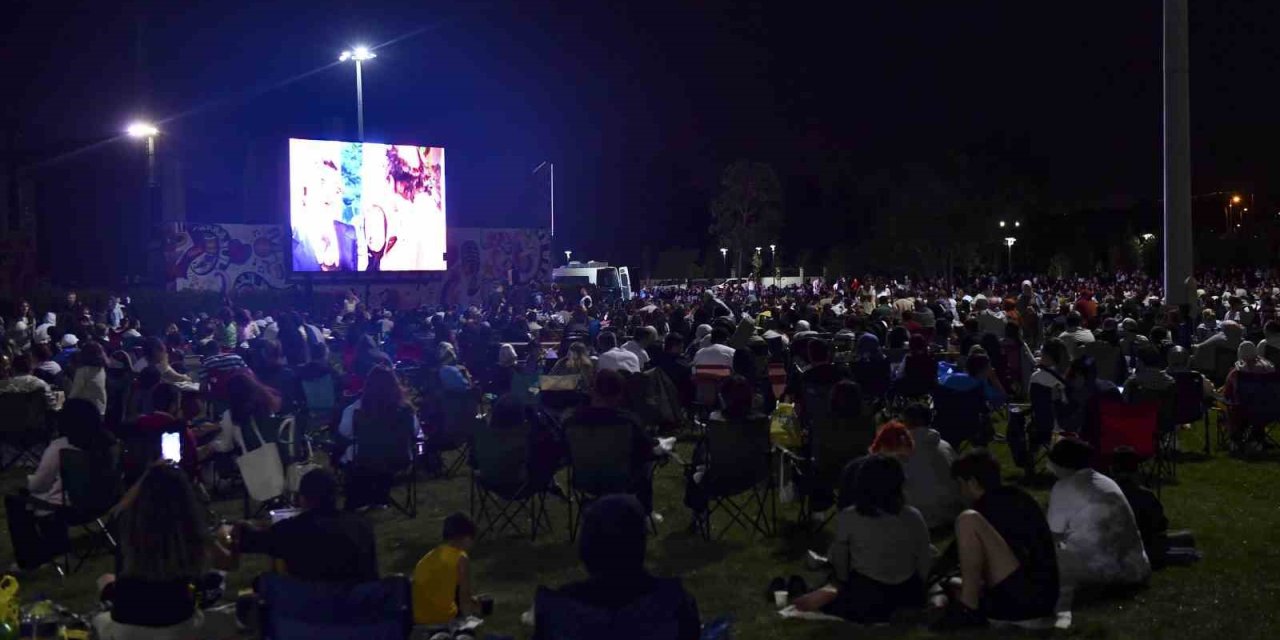 Ankara Büyükşehir’in “Yıldızların Altında Yeşilçam Geceleri” devam ediyor