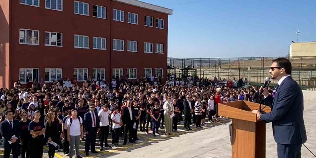 Başaran Koleji'nden kitap okuma projesi