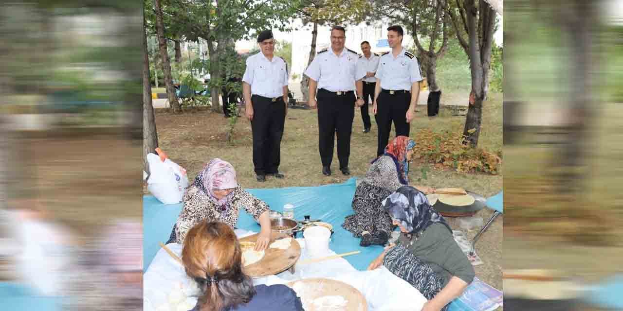 Gözleme kokusu, vatan sevgisiyle birleşti