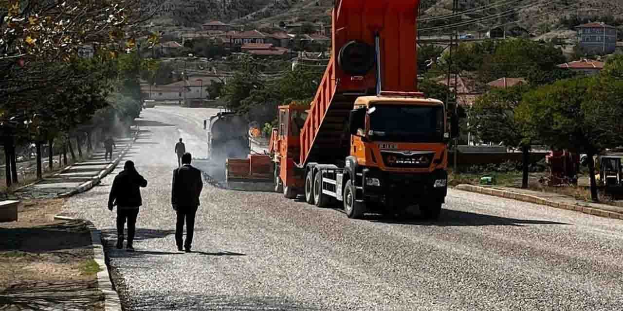 Karakeçili'nin yolları asfaltlanıyor