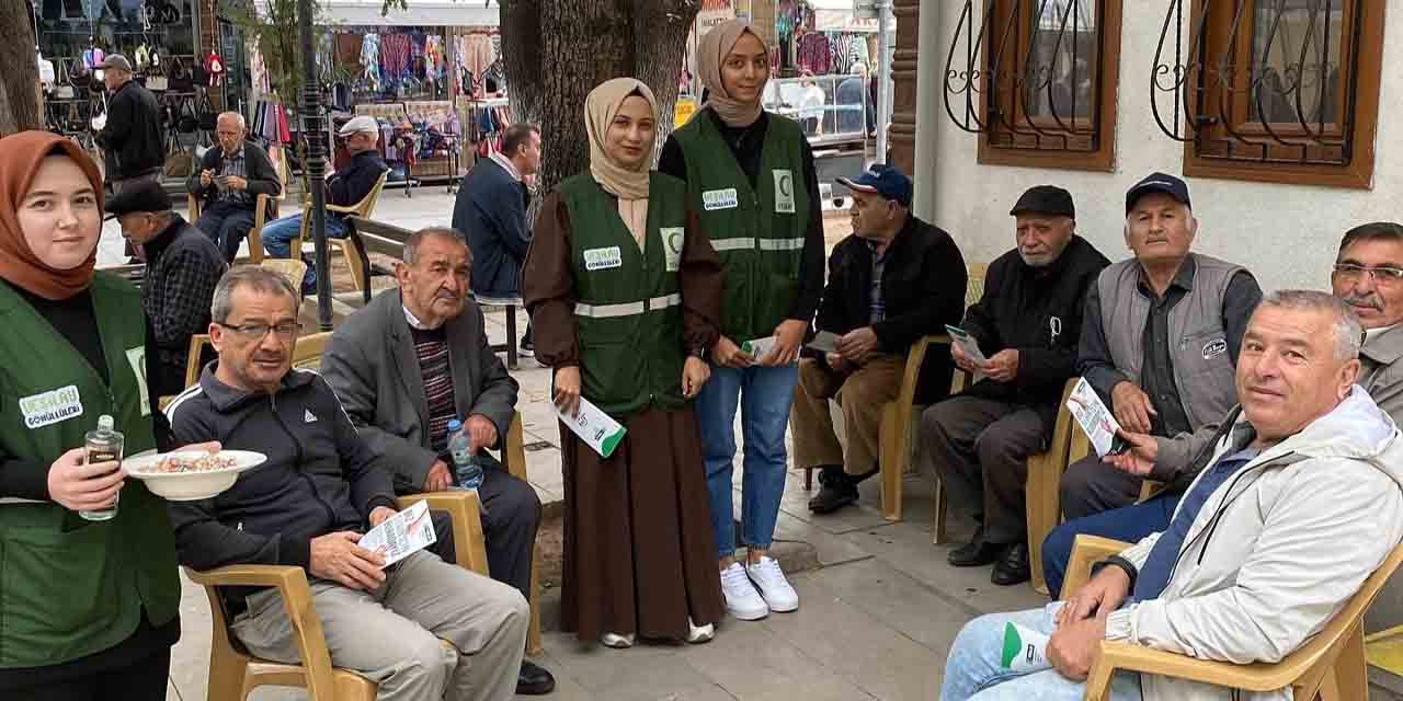 Yeşilay’dan yaşlılara vefa ziyareti