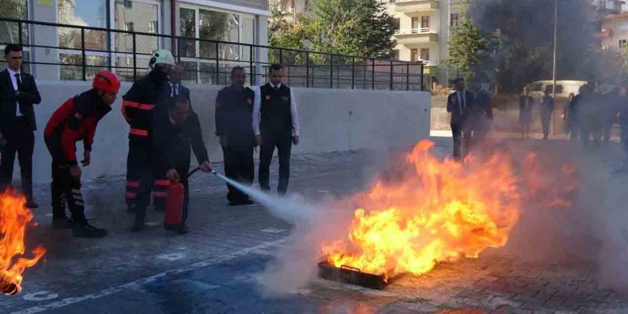 İlkokuldaki deprem tatbikatı nefes kesti