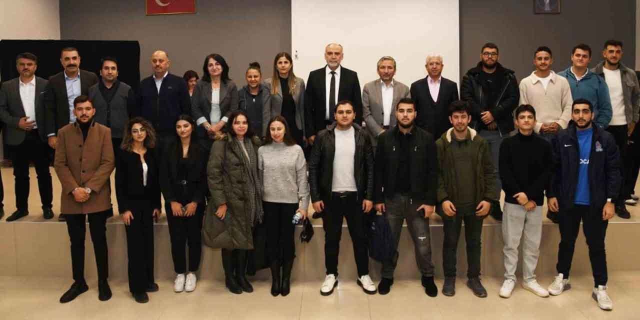 KAEÜ’de ’Gençlerde Sınav Korkuları’ Konferansı