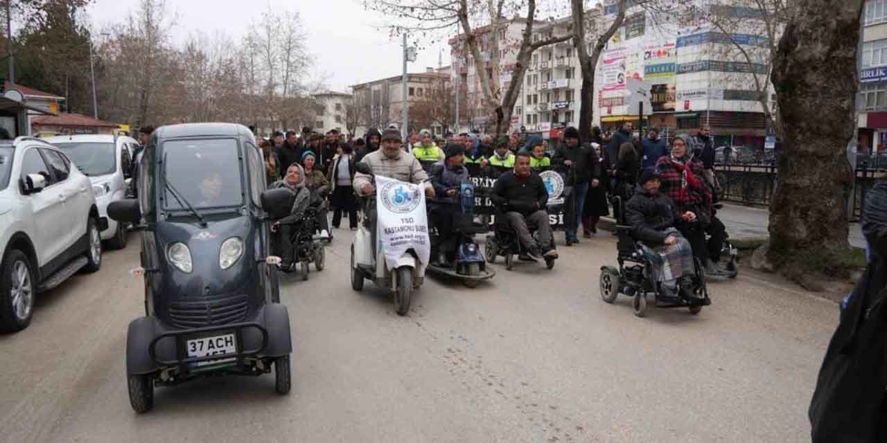 Engelliler Günü’nde farkındalık için yürüdüler