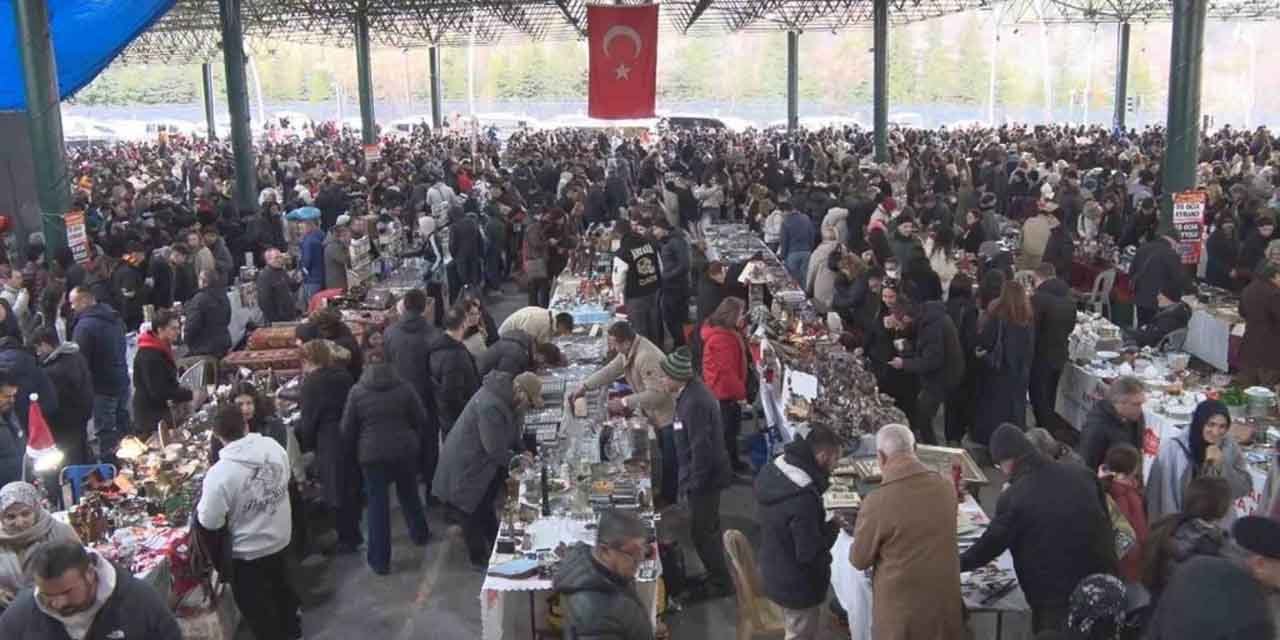 Başkentte yılın son antika pazarına yoğun ilgi