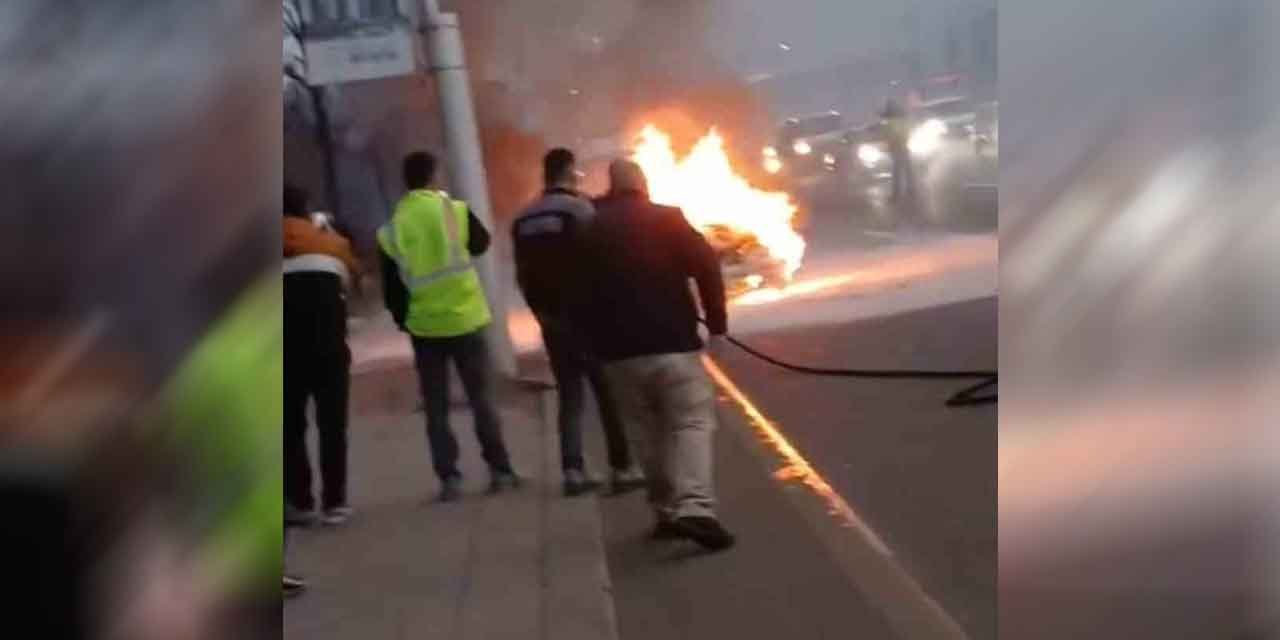 Ankara’da seyir halindeki otomobil alev alev yandı