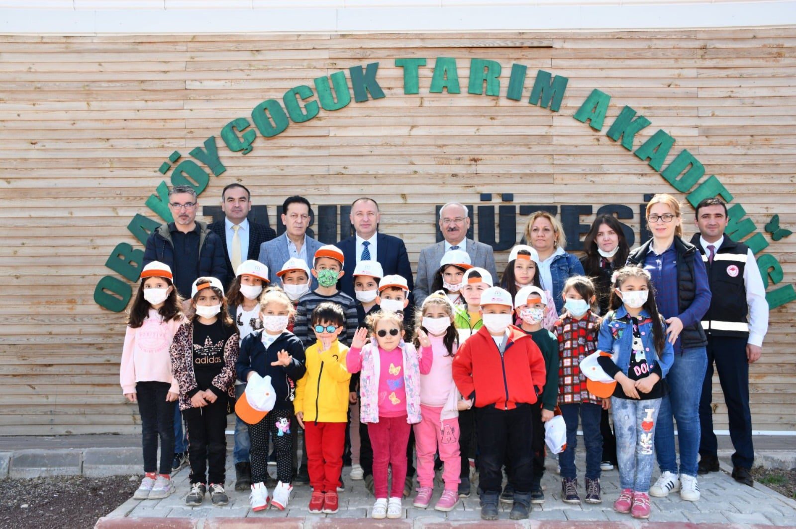 ÇOCUK TARIM AKADEMİSİ EĞİTİYOR