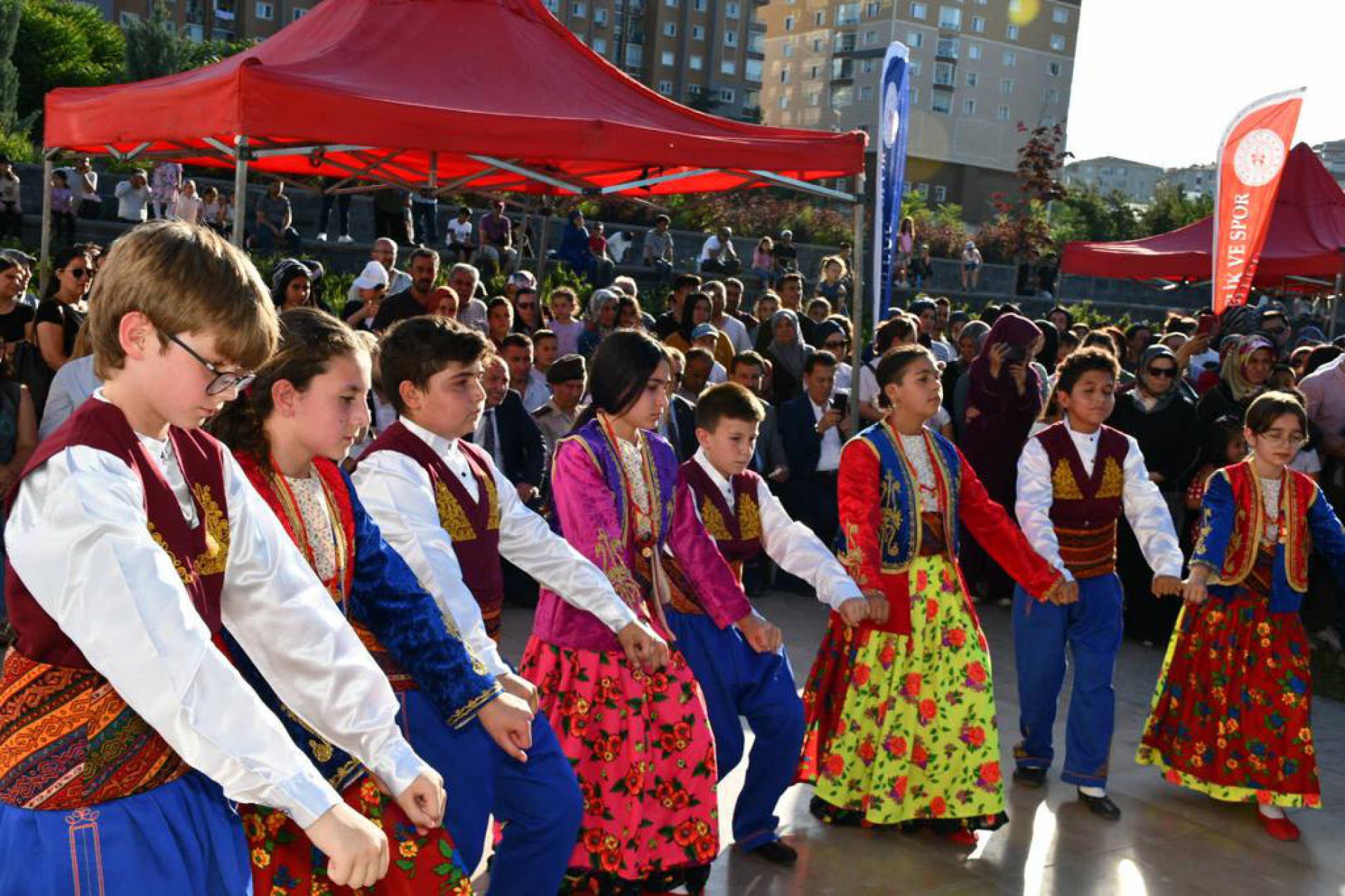 Yaza merhaba spor şenliği finali yapıldı