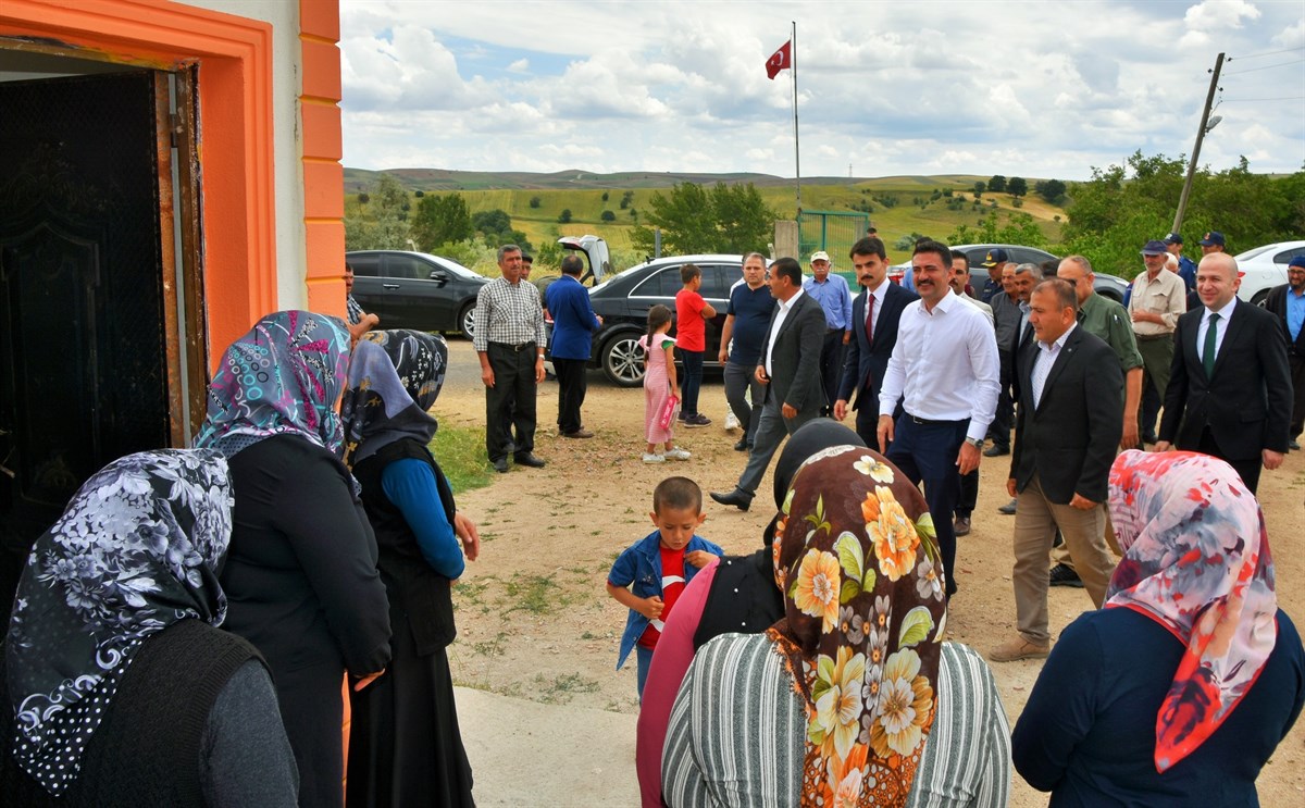 Vali Tekbıyıkoğlu köylerde incelemelerde bulundu