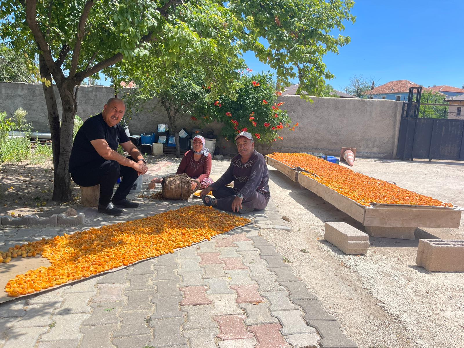 YAHŞİHAN’DA SORUNLARA YERİNDE MÜDAHALE