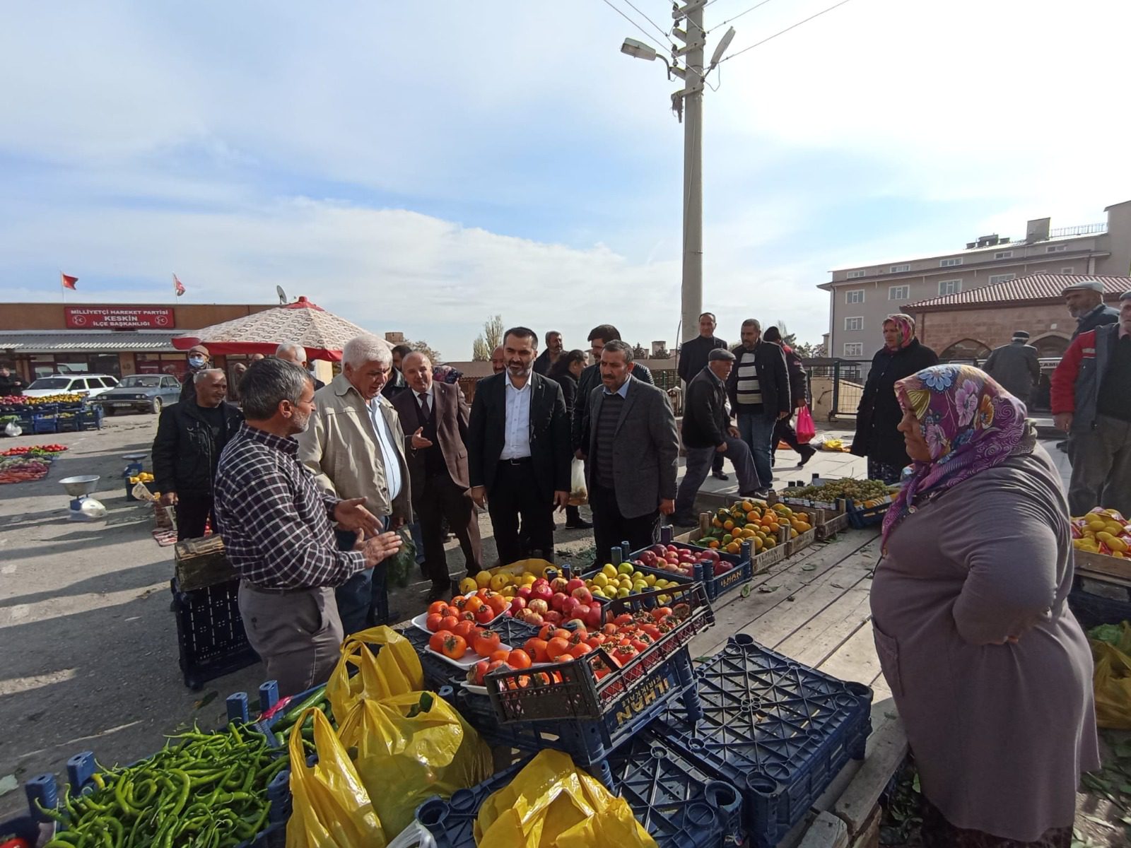 Ak Parti’den ilçelerde saha çalışması