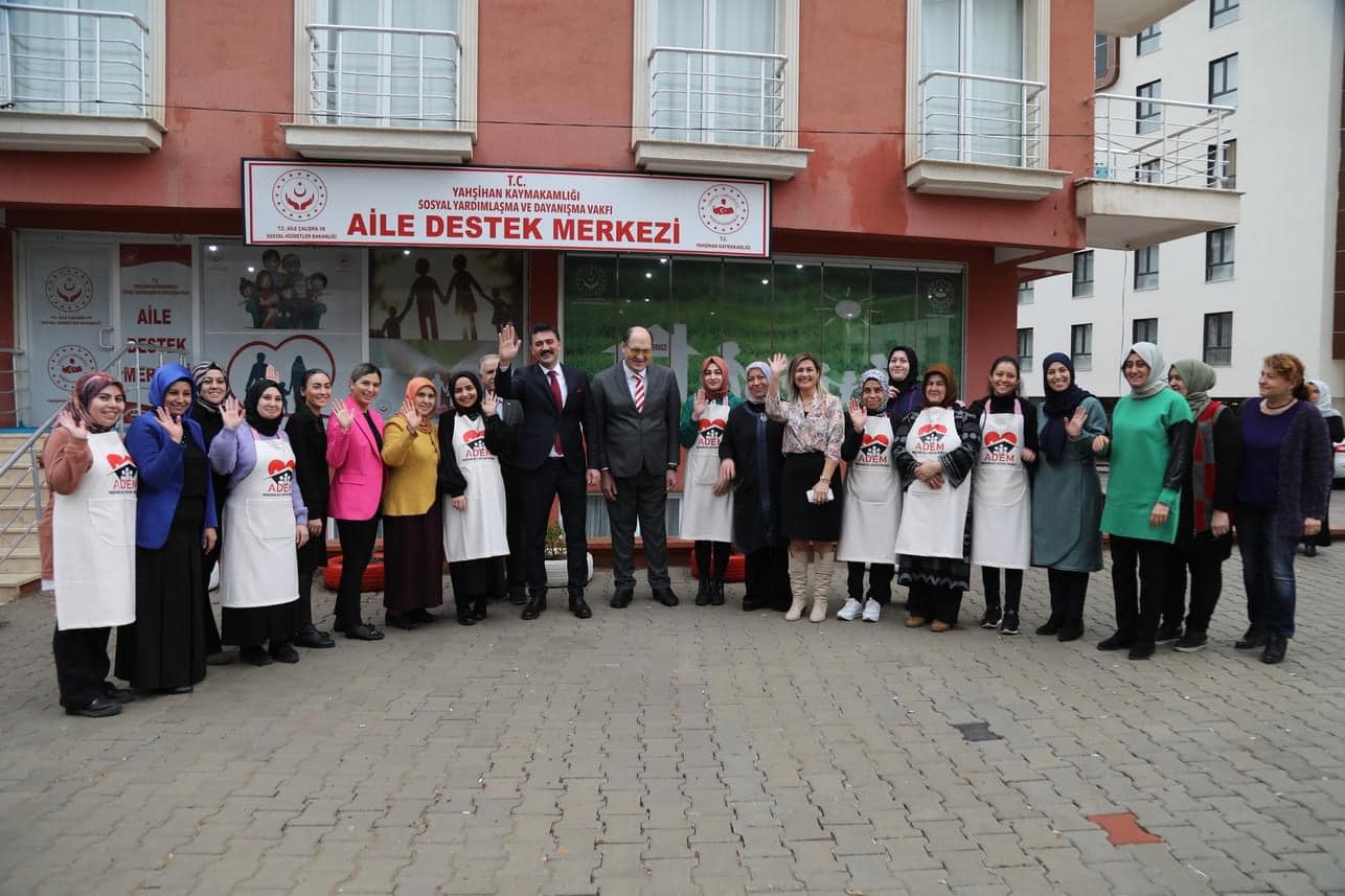 HEM ÖĞRENİYORLAR HEM DE KAZANIYORLAR