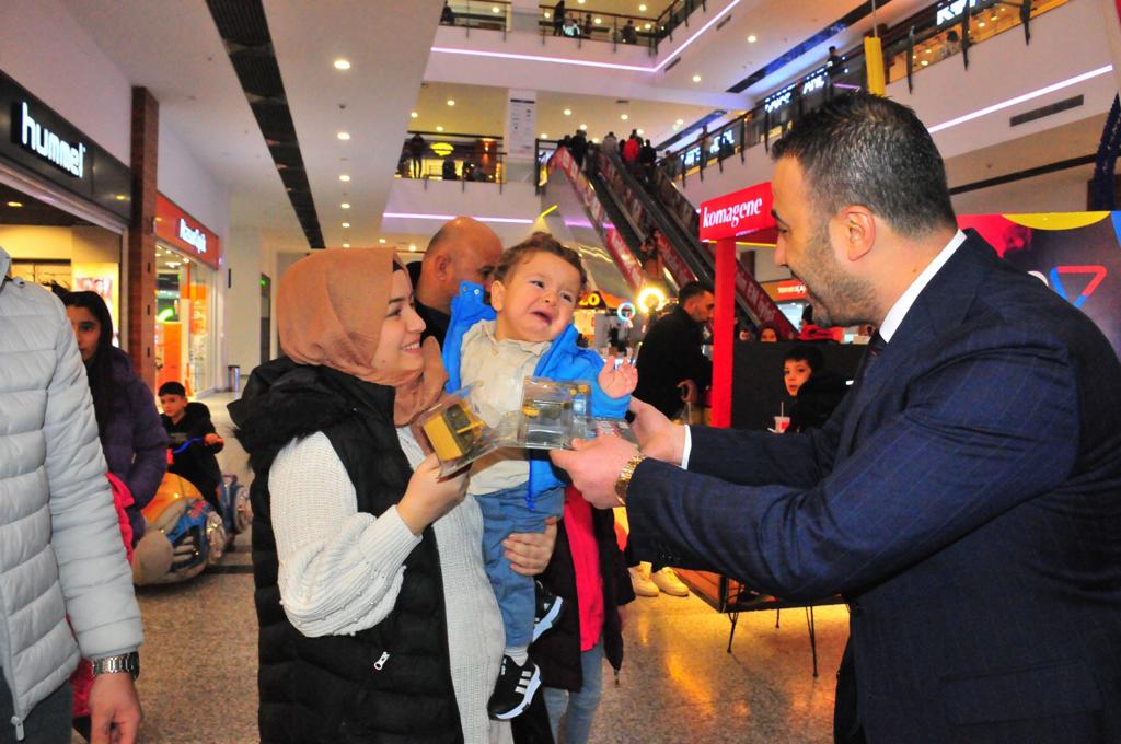 MHP’den çocuklara oyuncak