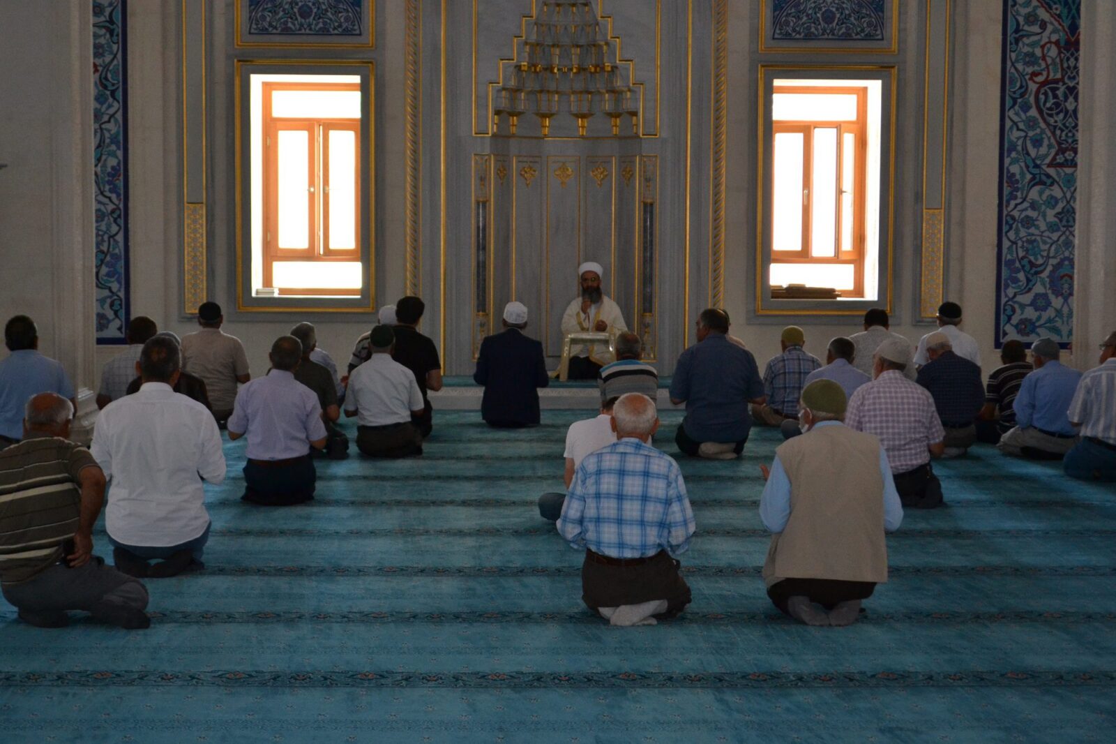 Kur’an dostları sabah namazında buluştu