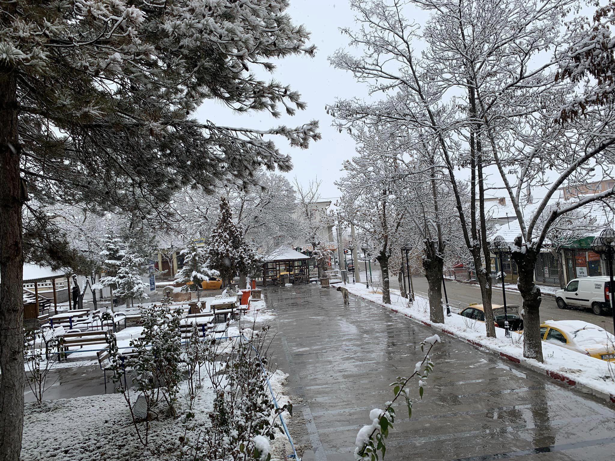 Kırıkkale'ye yılın ilk karı düştü