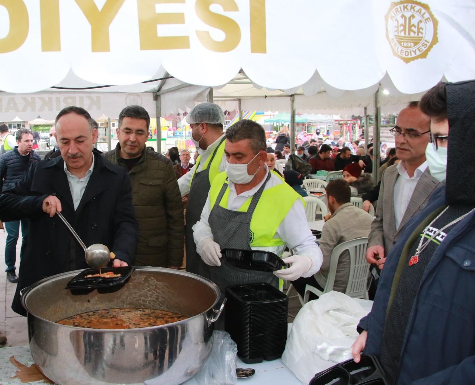 KIRIKKALE BELEDİYESİNDEN İFTAR ÇADIRI