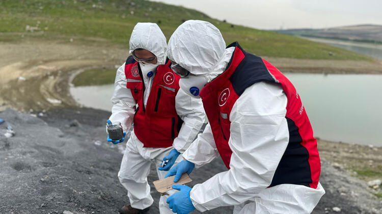 Arnavutköy'de kimyasal atık baraja karıştı; bakanlık inceleme yaptı