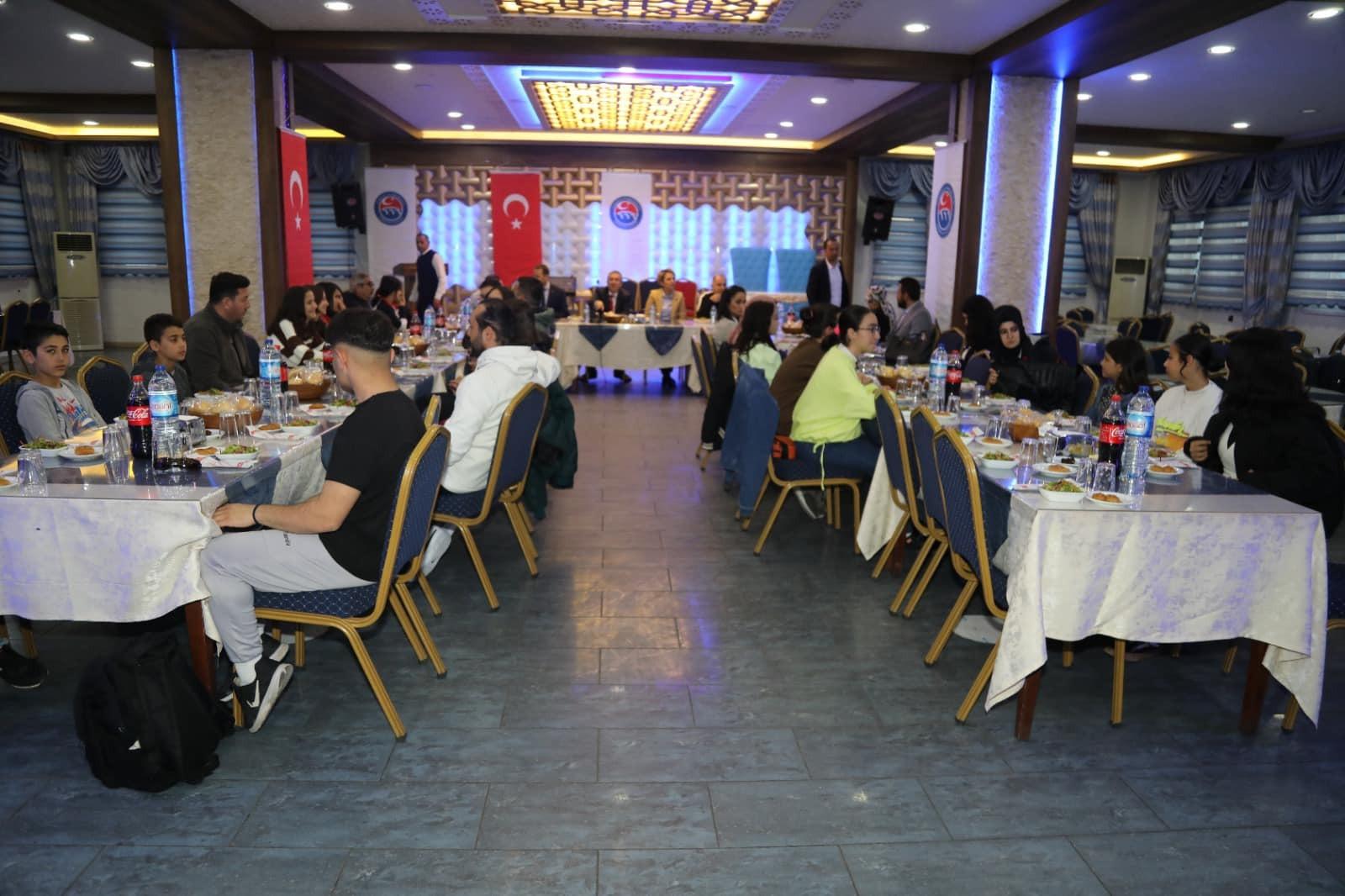 Şampiyonlar iftarda buluştu