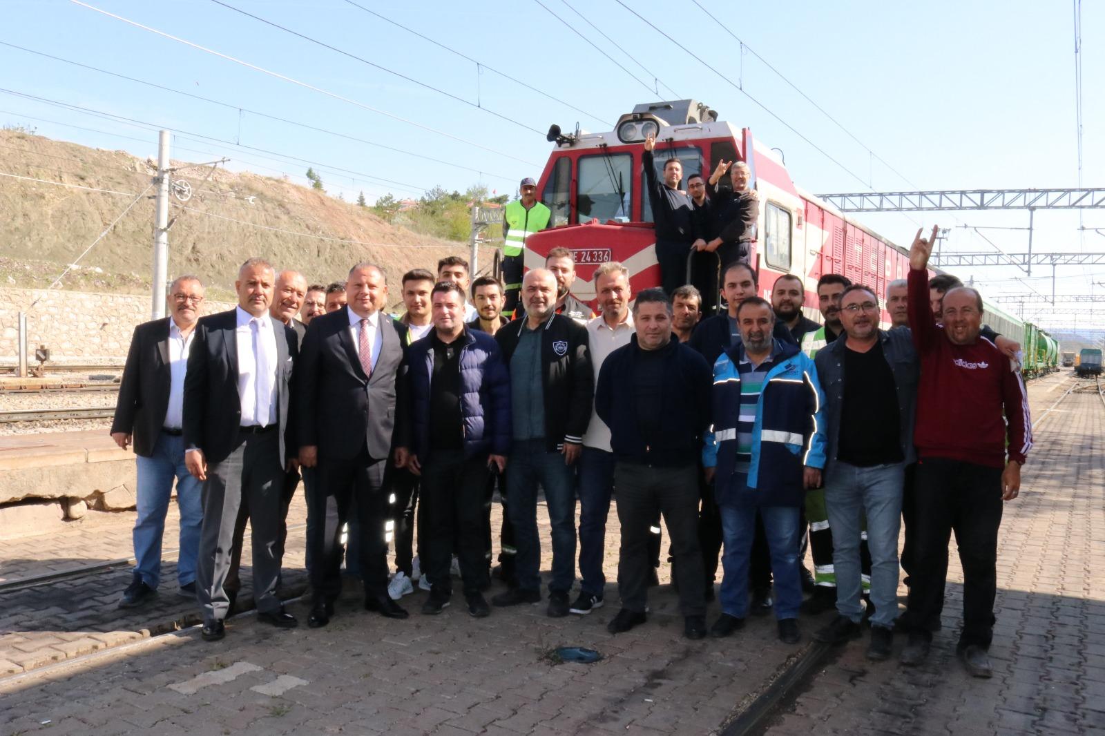 Ankara-Kırıkkale Banliyö Tren Seferleri Yeniden Açılmalı