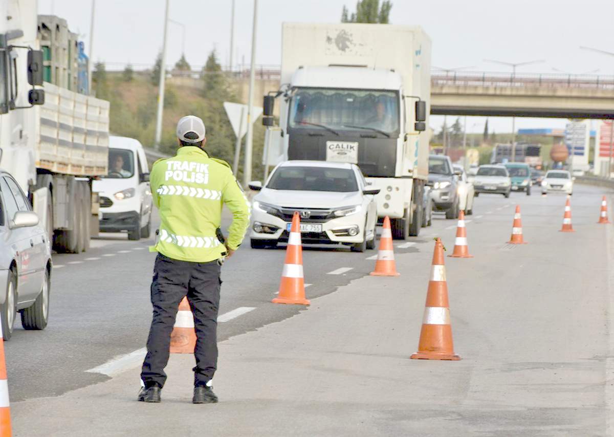 1 yılda 3 bin 261 trafik kazası meydana geldi