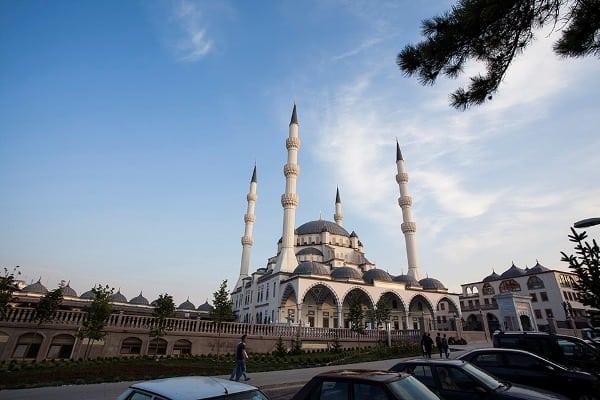 Kırıkkale'de Cuma Namazı Kılınacak Yerler