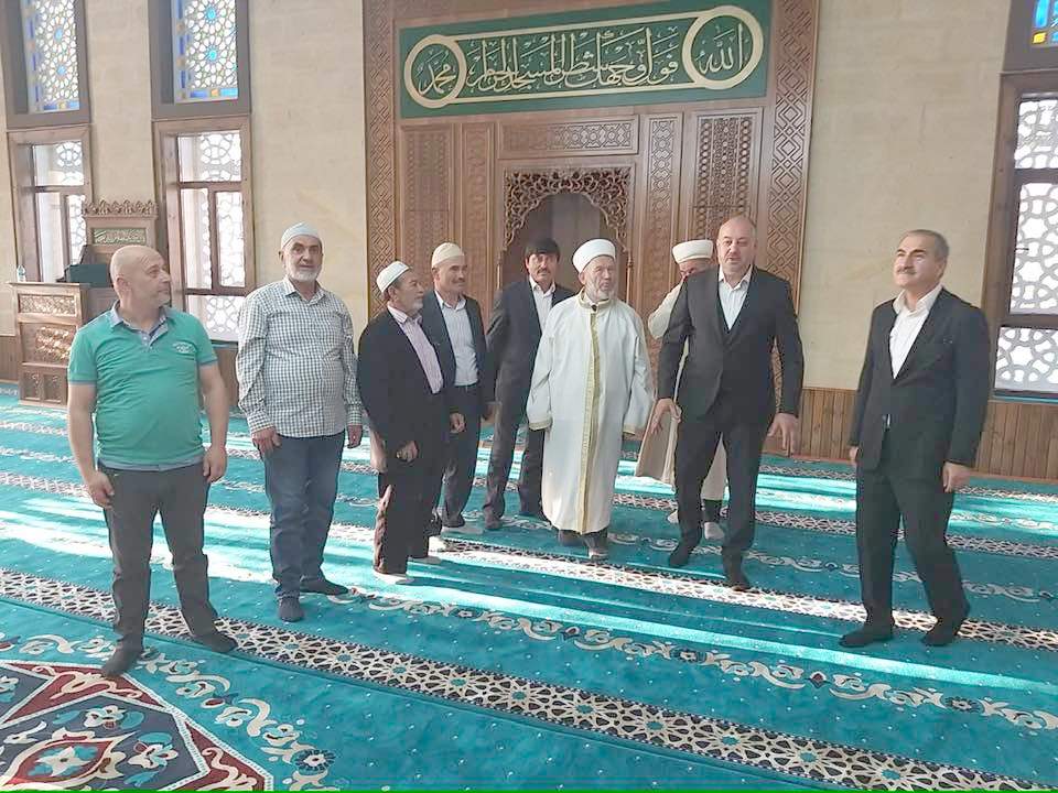 Topal Ahmet Dede Camii İbadete Açıldı