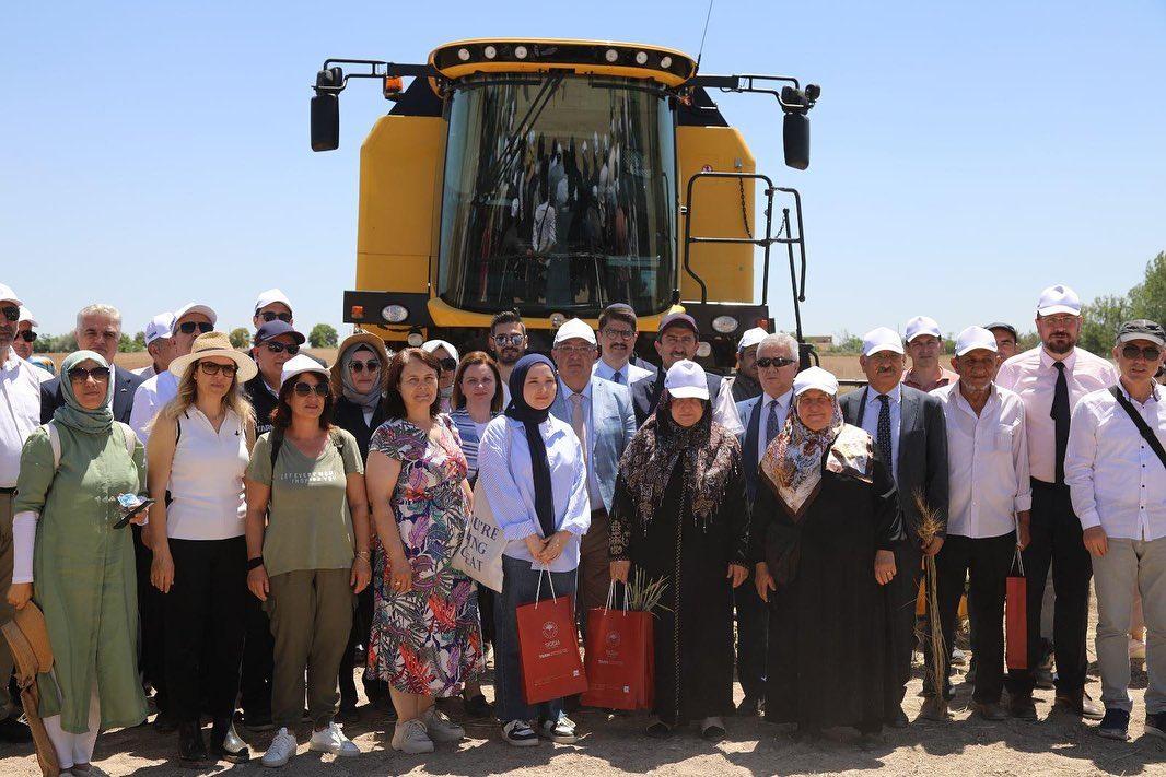 Yılmaz, ‘Tarla Günü’ Etkinliğine Katıldı