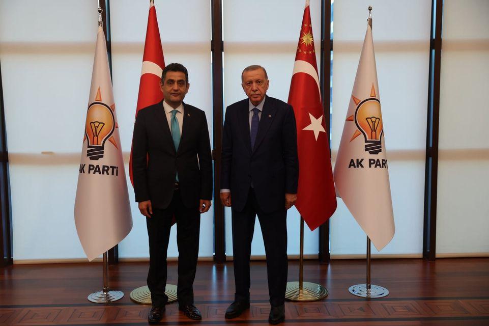 AK Parti İl Başkanı Pehlivanlı Öğrencileri Tebrik Etti