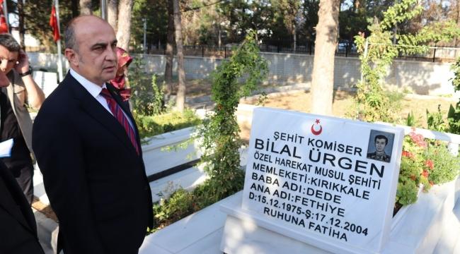 Emniyet Müdürü Başbuğ İlk Ziyaretini Şehitliğe Yaptı