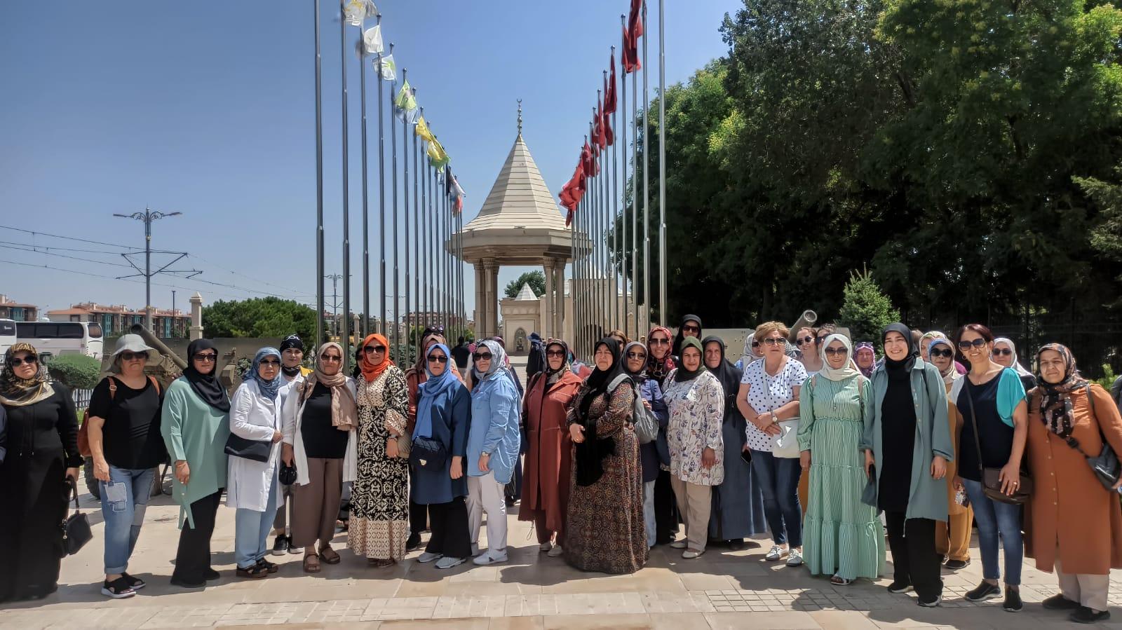 Kırıkkale Belediyesi’nden Bayanlara Özel Konya Gezisi