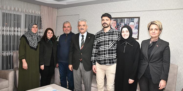 Vali Mehmet Makas'tan şehit ailelerine ziyaret
