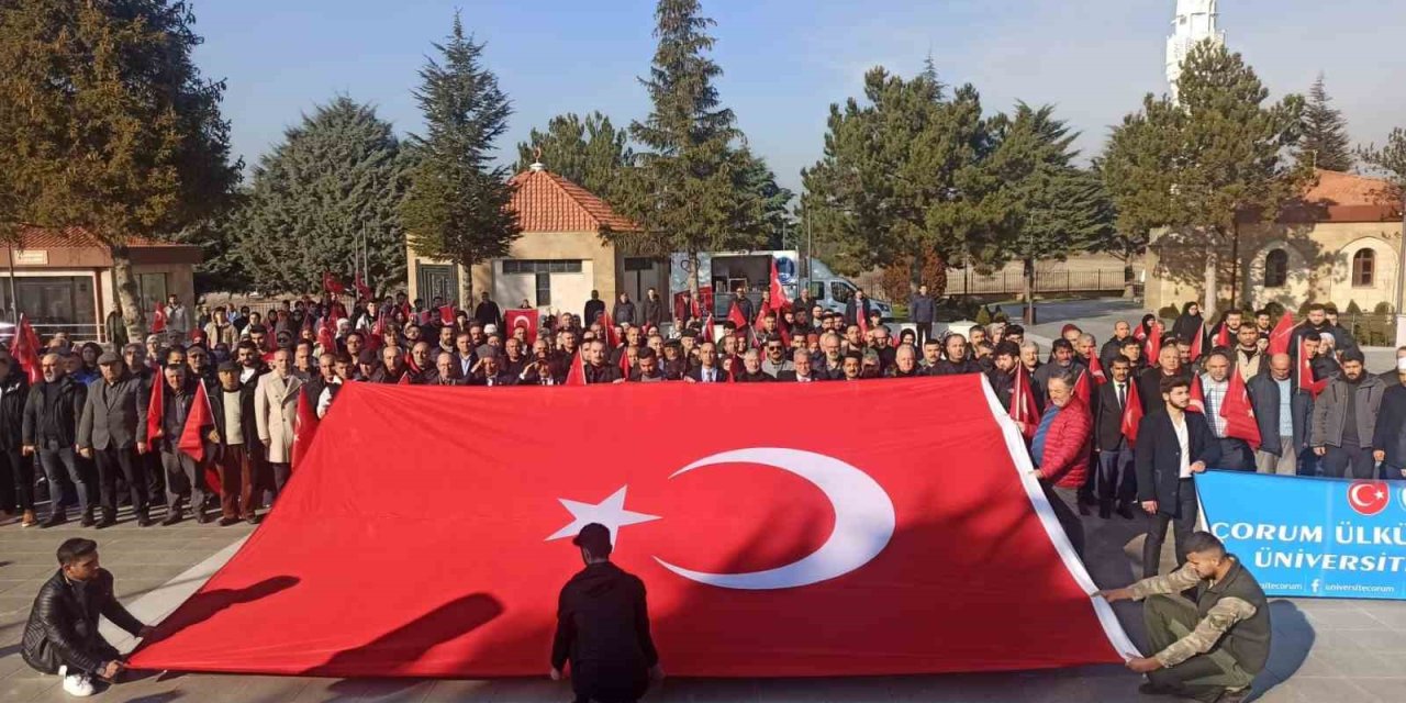 Çorum’da “şehitlere saygı” yürüyüşü düzenlendi