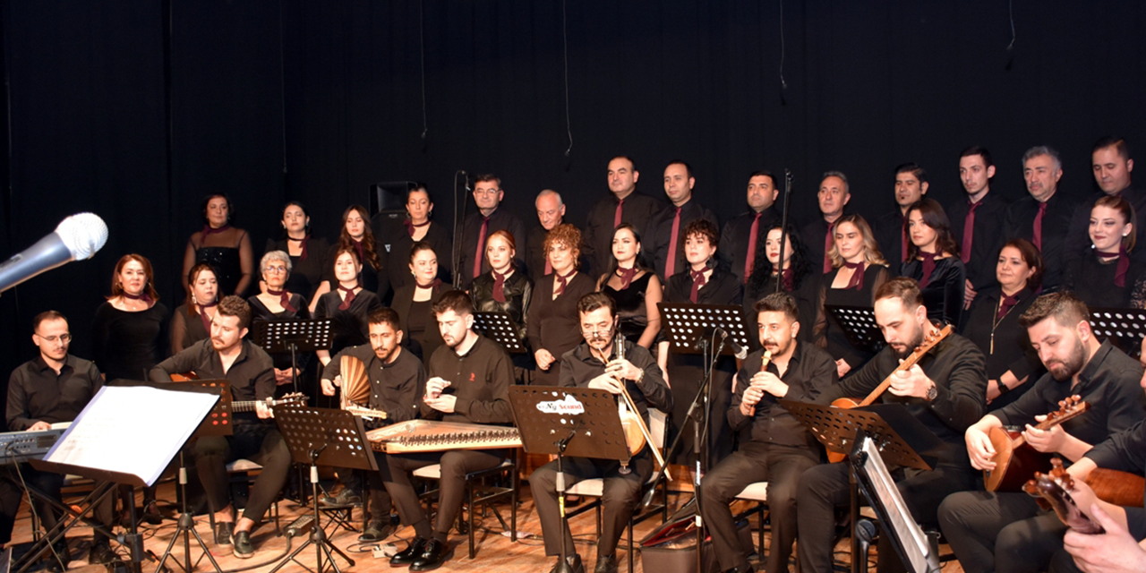 Kırıkkale'de Türk Halk Müziği konseri beğeni topladı