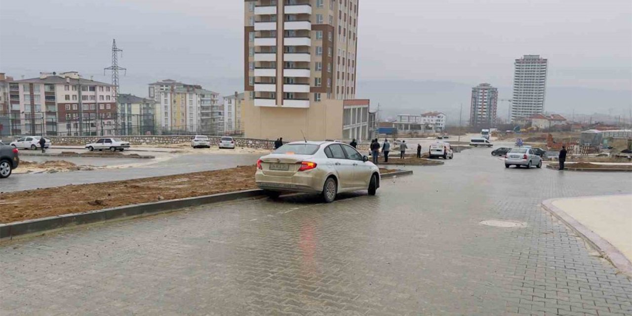 Kastamonu’da buzlanma kazaları da beraberinde getirdi