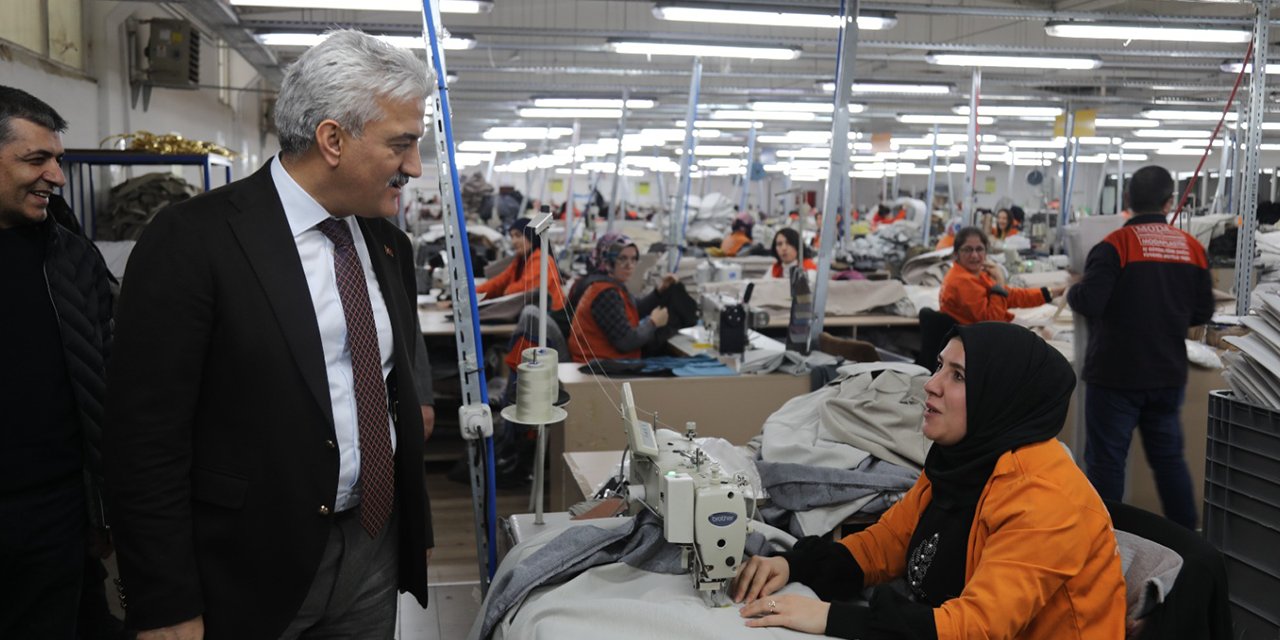 Vali Mehmet Makas fabrika ziyaretlerine devam ediyor