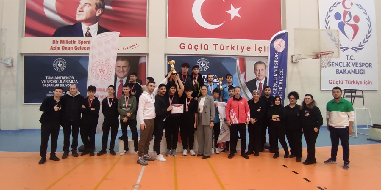 Kırıkkale’de badminton müsabakaları sona erdi