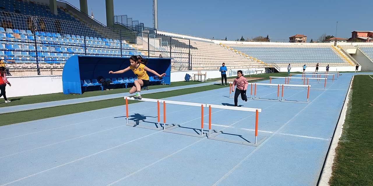 kirikkalede-heyecan-dolu-atletizm-yarismasi2.jpg